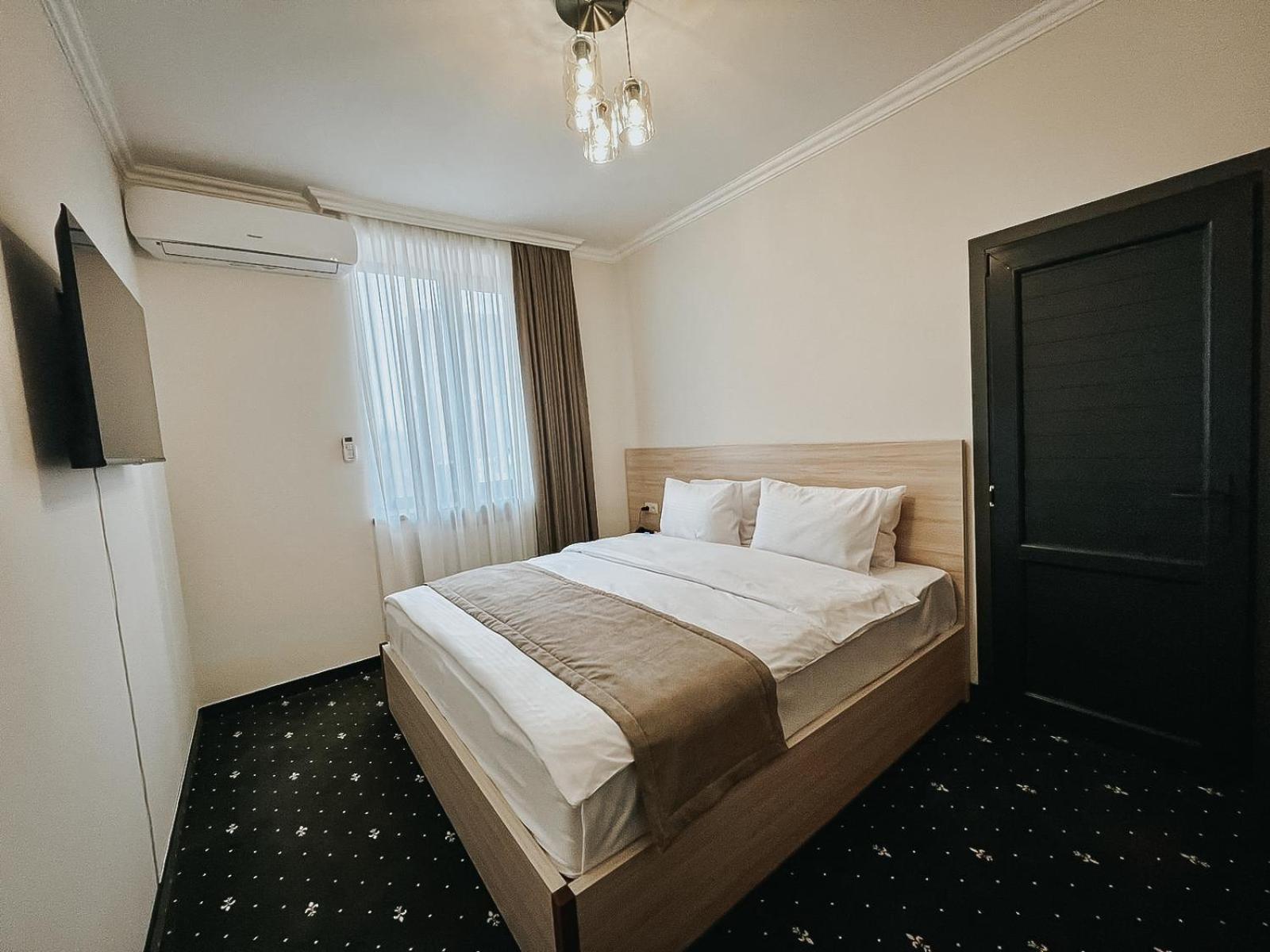 Colette Hotel Ереван Экстерьер фото