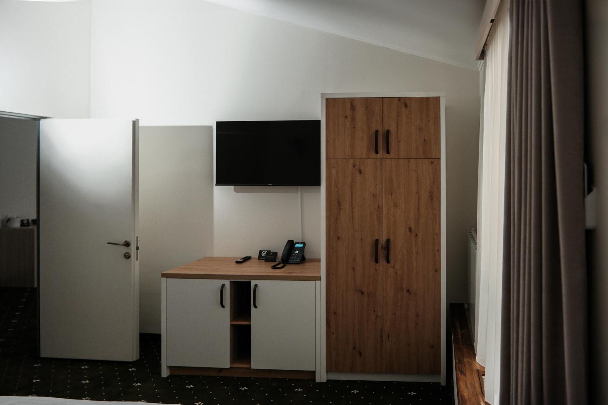 Colette Hotel Ереван Экстерьер фото